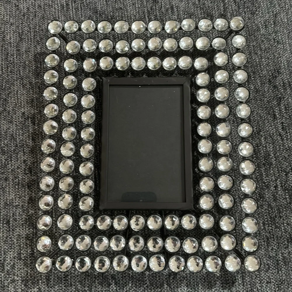Rhinestone frame - Picture 4 of 9